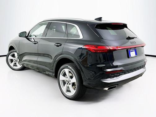 2025 Audi Q5 2.0T quattro Premium