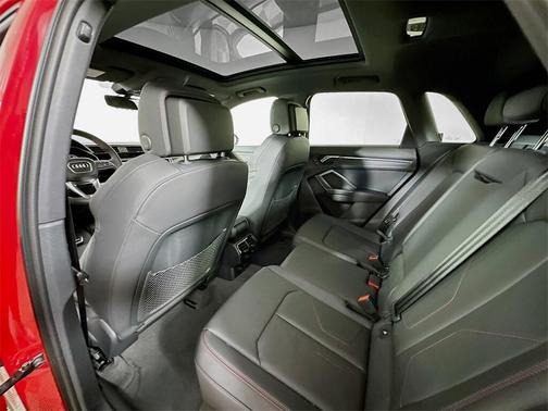 2025 Audi Q3 45 S line Premium