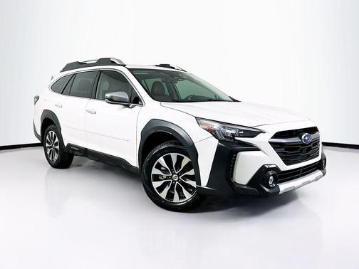 Crystal White Pearl 2023 Subaru Outback Touring XT