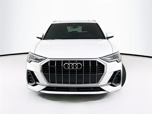 2023 Audi Q3 45 S line Premium