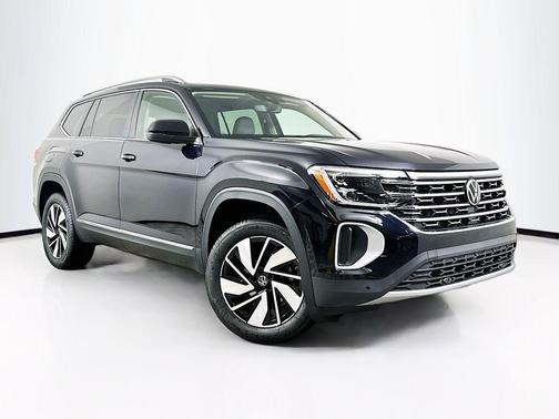 Deep Black Pearl Effect 2026 Volkswagen Atlas 2.0T SEL