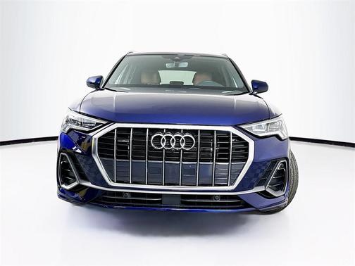2025 Audi Q3 45 S line Premium