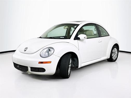 2010 Volkswagen New Beetle