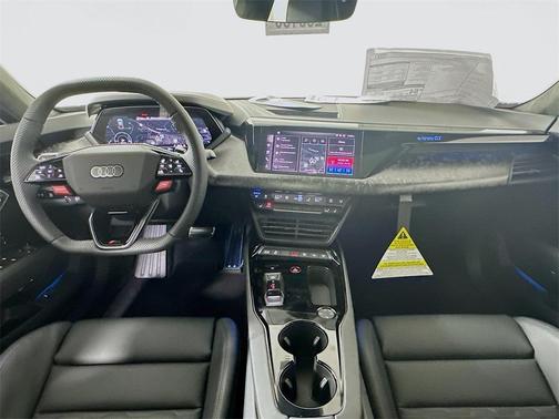 2025 Audi RS e-tron GT performance