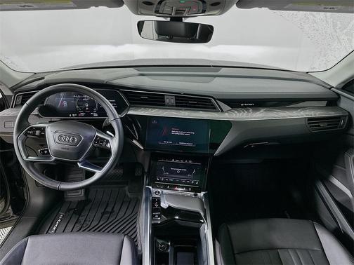 2024 Audi Q8 e-tron Premium