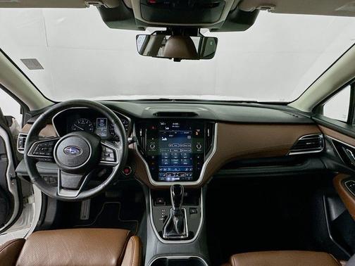 Crystal White Pearl 2024 Subaru Outback Touring XT