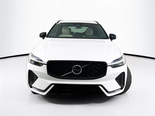2026 Volvo XC60 B5 Core