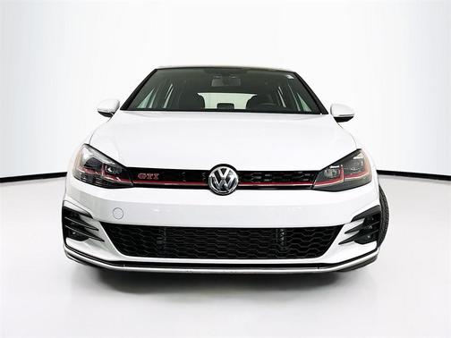 2019 Volkswagen Golf GTI 2.0T SE