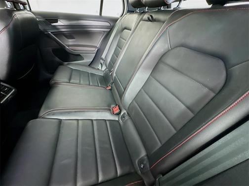 2019 Volkswagen Golf GTI 2.0T SE