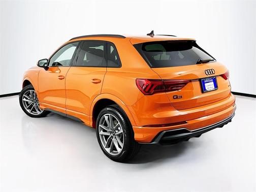 2025 Audi Q3 45 S line Premium