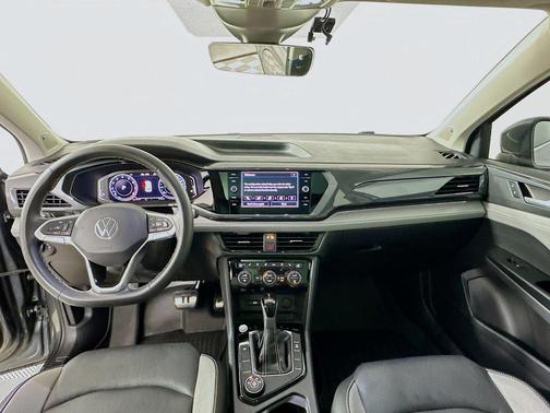 Platinum Gray Metallic 2023 Volkswagen Taos 1.5T SEL