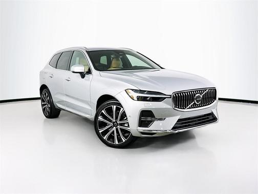 2023 Volvo XC60 Recharge Plug-In Hybrid T8 Ultimate Bright Theme