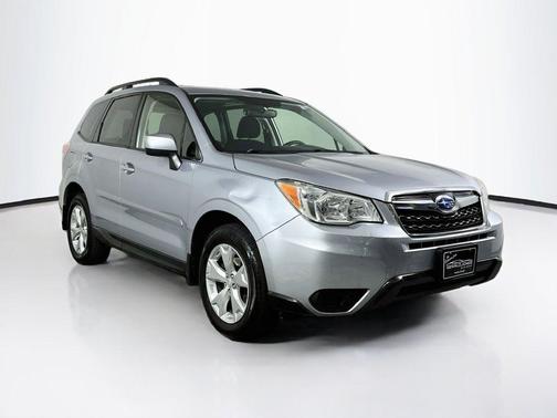 Ice Silver Metallic 2015 Subaru Forester 2.5i Premium