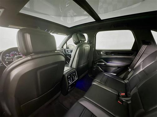 2019 Porsche Cayenne Base