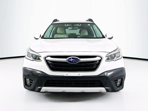 Crystal White Pearl 2020 Subaru Outback Limited