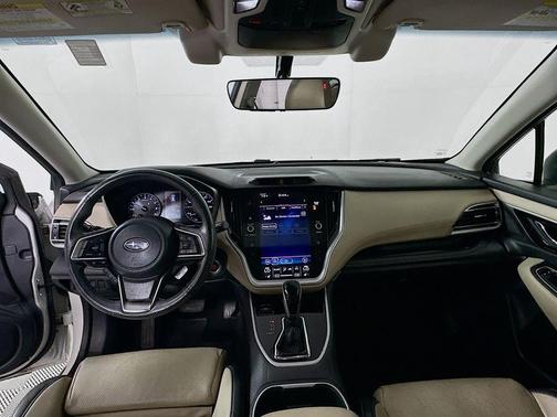 Crystal White Pearl 2020 Subaru Outback Limited