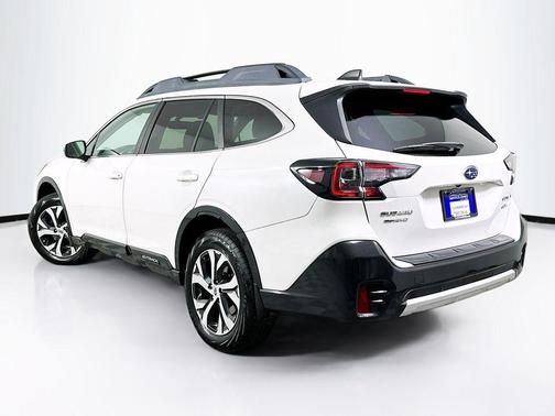 Crystal White Pearl 2020 Subaru Outback Limited