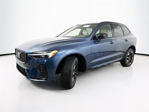 2026 Volvo XC60 B5 Plus