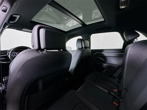 2025 Audi Q3 45 S line Premium