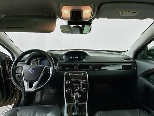 2016 Volvo XC70 T5 Drive-E Premier