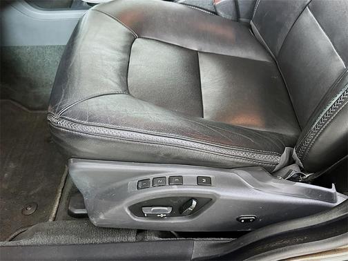 2016 Volvo XC70 T5 Drive-E Premier