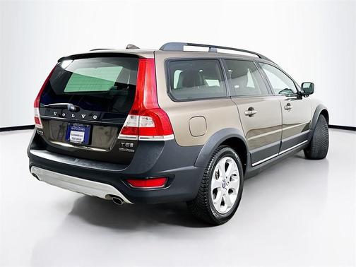 2016 Volvo XC70 T5 Drive-E Premier