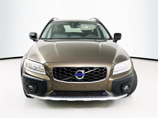 2016 Volvo XC70 T5 Drive-E Premier
