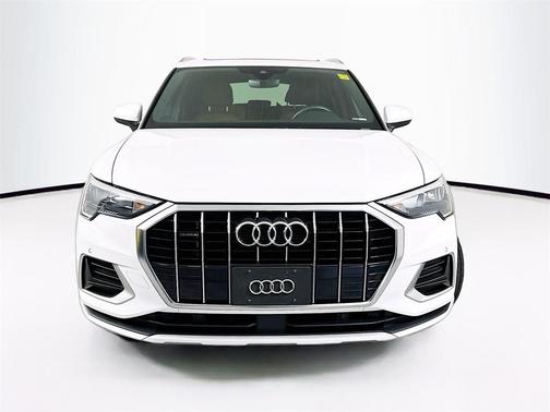 2021 Audi Q3 40 Premium
