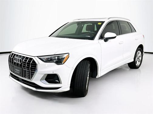 2021 Audi Q3 40 Premium