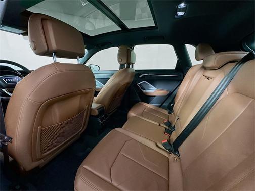 2021 Audi Q3 40 Premium