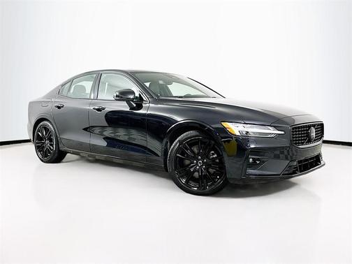 2024 Volvo S60 B5 Plus Black Edition