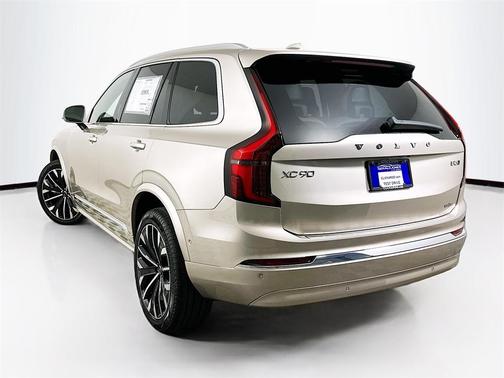 2026 Volvo XC90 B5 Plus 7-Seater