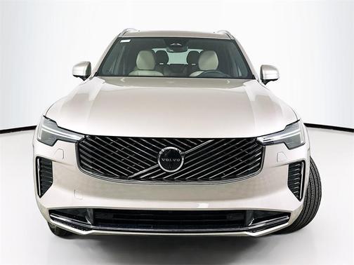 2026 Volvo XC90 B5 Plus 7-Seater