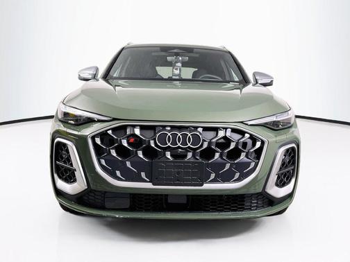 Green Metallic 2026 Audi SQ5 3.0T Prestige