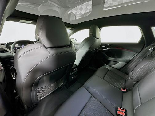 2025 Audi S6 e-tron Premium