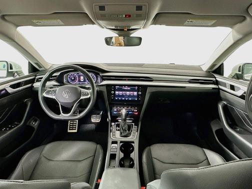 Pure White 2021 Volkswagen Arteon 2.0T SE