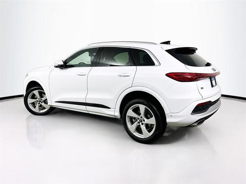 2025 Audi Q5 2.0T quattro Premium