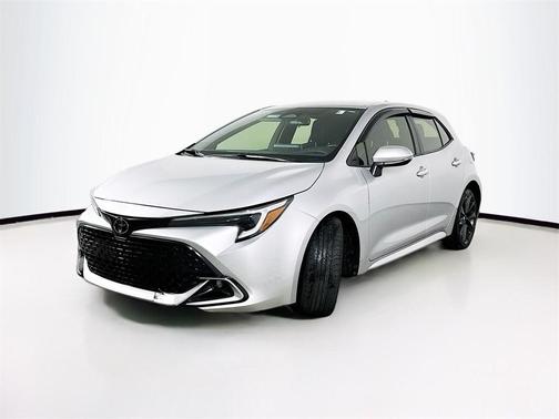 2023 Toyota Corolla Hatchback XSE