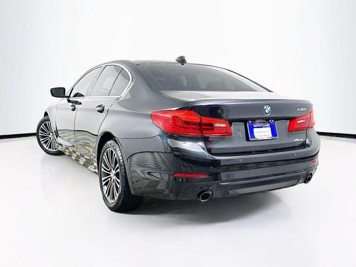 2019 BMW 530 i
