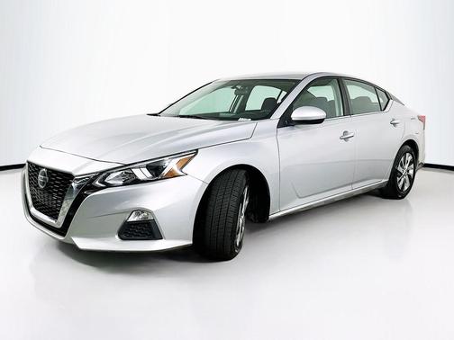 Brilliant Silver Metallic 2020 Nissan Altima 2.5 S