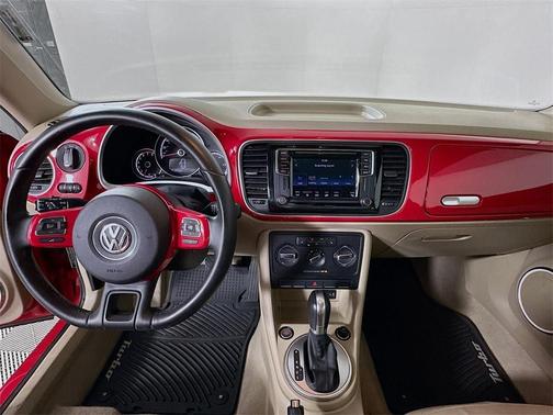 2016 Volkswagen Beetle 1.8T SEL
