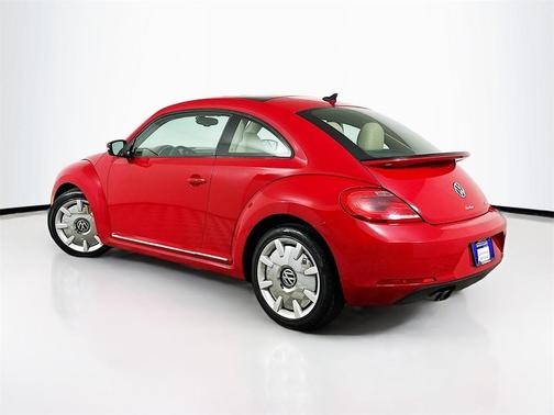2016 Volkswagen Beetle 1.8T SEL