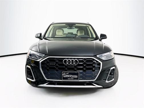 2023 Audi Q5 45 S line quattro Premium