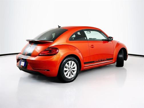2019 Volkswagen Beetle 2.0T S