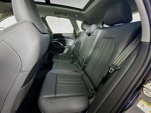 2025 Audi Q5 2.0T quattro Premium