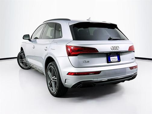 2023 Audi Q5 e 55 S line quattro Premium