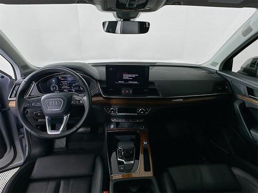 2023 Audi Q5 e 55 S line quattro Premium