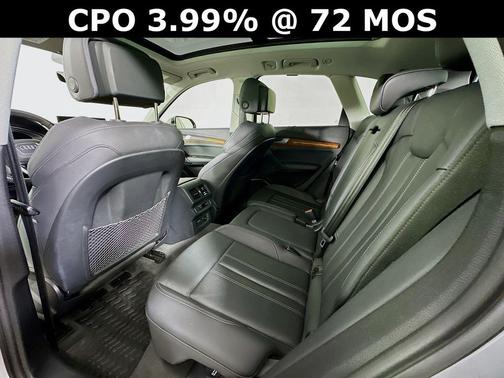 2023 Audi Q5 e 55 S line quattro Premium