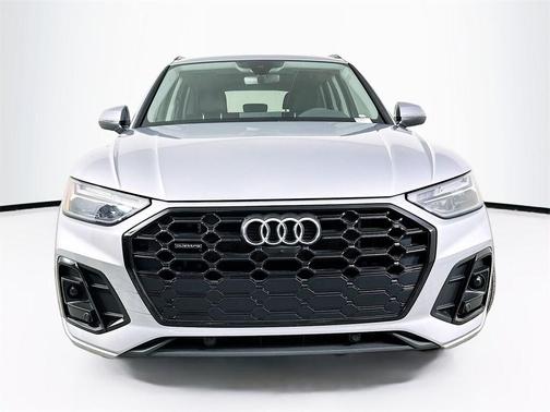2023 Audi Q5 e 55 S line quattro Premium