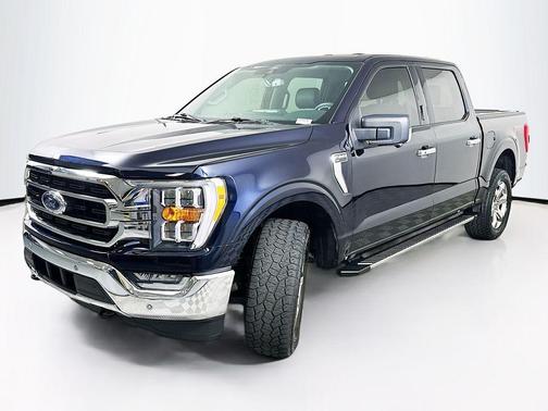 Blue Metallic 2022 Ford F-150 XLT
